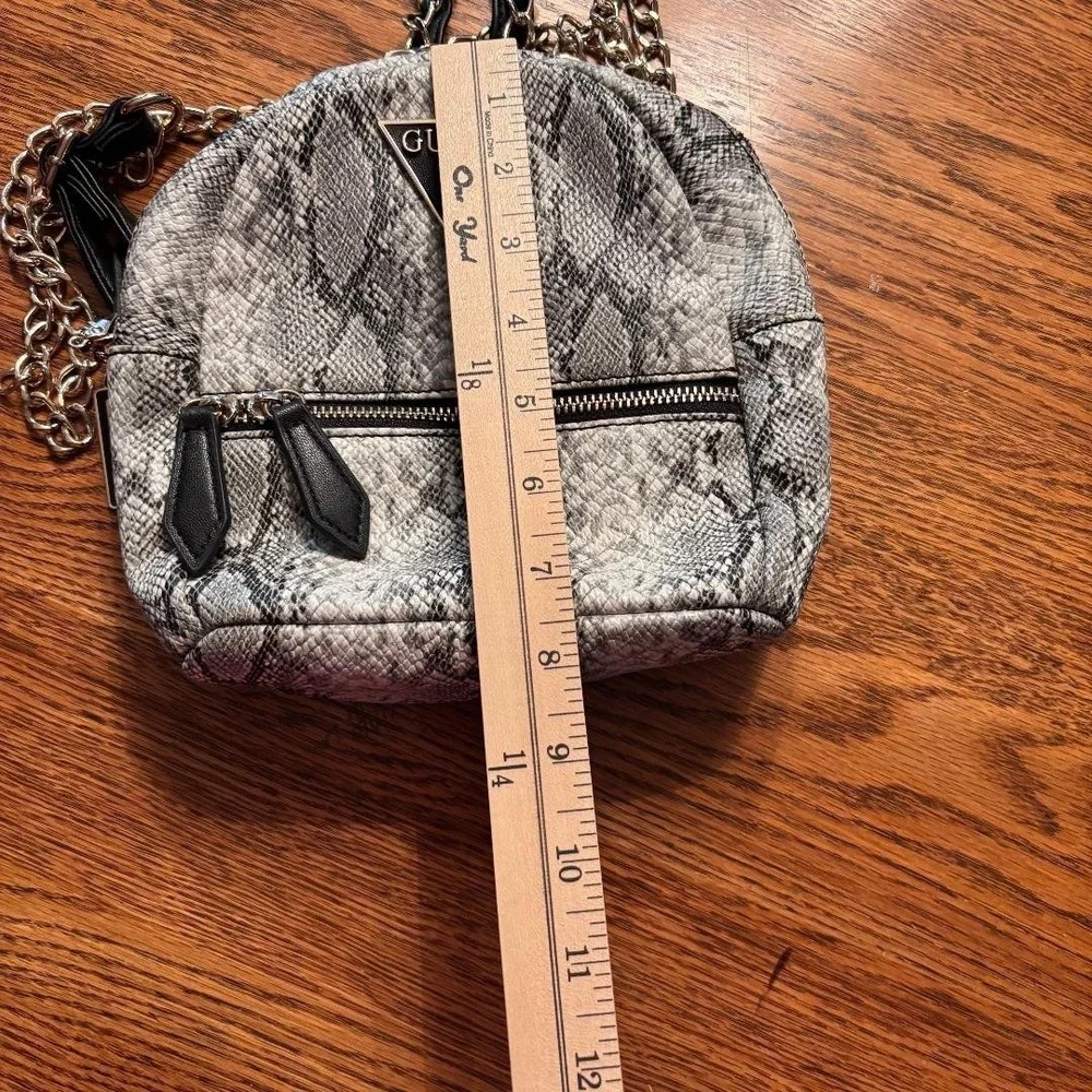 Guess Backpack Purse‎ Grey Snakeskin design Small Chain straps - Picture 9 of 10